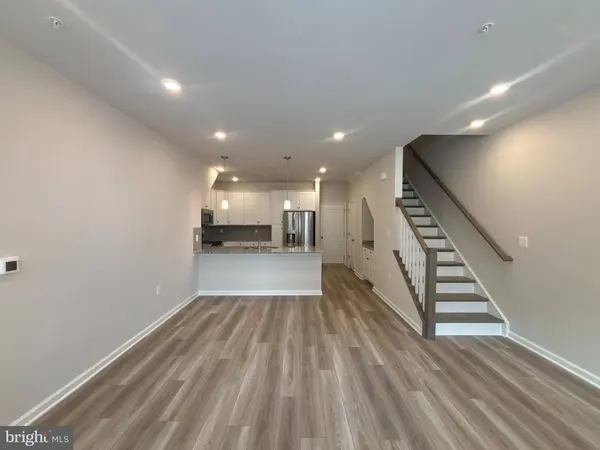 42635 DARALA DR, Ashburn, VA 20147