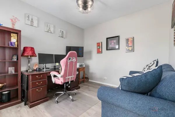 1845 Watercolor PL, Grayslake, IL 60030