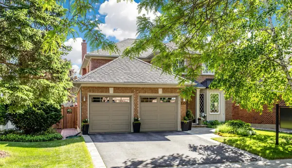 153 Grenadier CRES, Vaughan, ON L4J 7V6