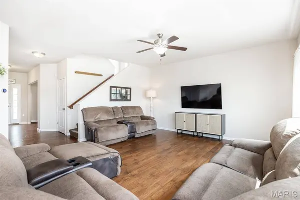 3917 Beechmont CIR, Swansea, IL 62226