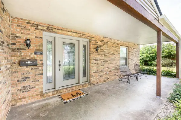 813 Reiss RD, O'fallon, IL 62269