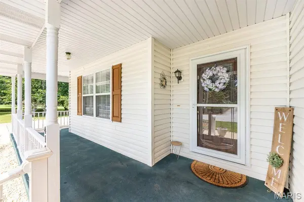 4121 Bruene AVE, Pontoon Beach, IL 62040