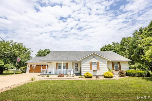 4121 Bruene AVE, Pontoon Beach, IL 62040