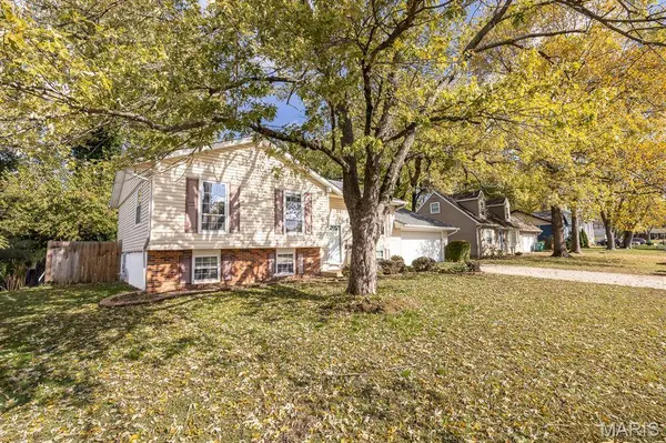 1504 Princeton DR, O'fallon, IL 62269