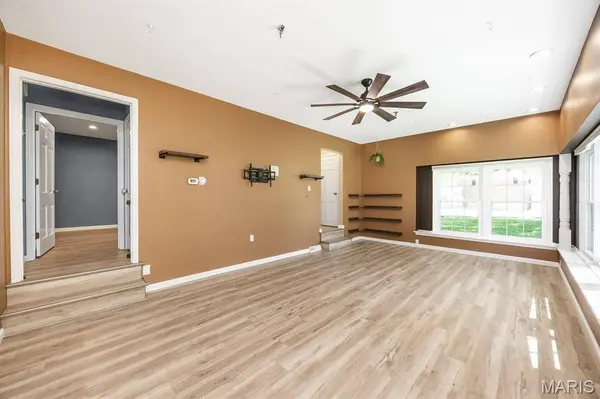 621 Harvard DR, Edwardsville, IL 62025