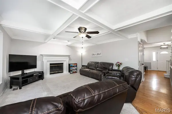 1102 Timber RUN, O'fallon, IL 62269