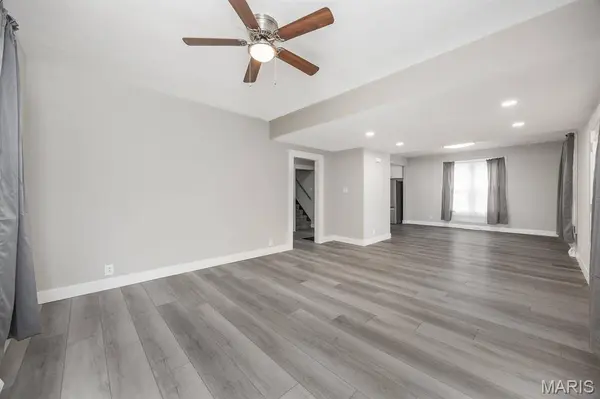 417 W hwy 50 ST, O'fallon, IL 62269