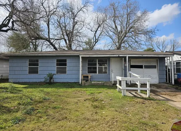 5410 Heron DR, Houston, TX 77033