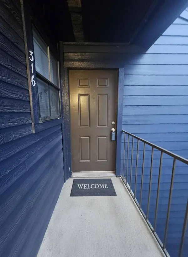 13480 S Thorntree #316, Houston, TX 77015