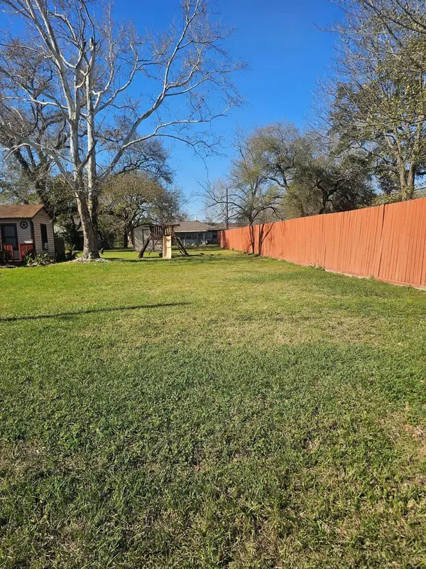 0 McPhail ST, Tomball, TX 77375