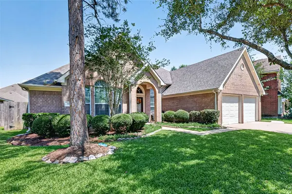 3115 Millbrook DR, Pearland, TX 77584