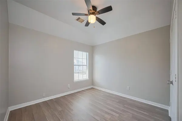 4320 Maggie ST, Houston, TX 77051