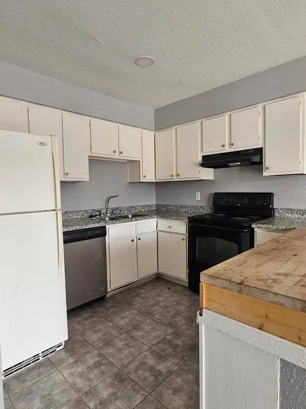 13480 S Thorntree DR #910, Houston, TX 77015