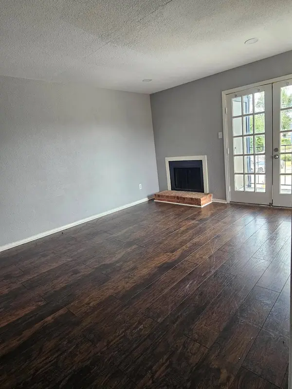 13480 S Thorntree DR #910, Houston, TX 77015