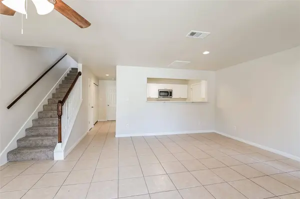 3022 La Estancia LN, Houston, TX 77093