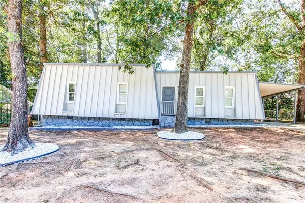 1764 Big Horn CT SE, Conyers, GA 30013