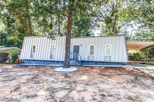 1764 Big Horn CT SE, Conyers, GA 30013