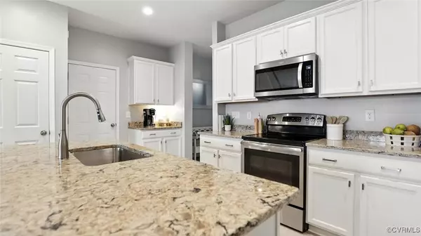 630 Abbey Village CIR, Midlothian, VA 23114