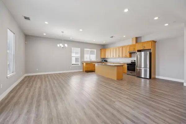 108 Redondo Dr #108-110, Pittsburg, CA 94565-5929