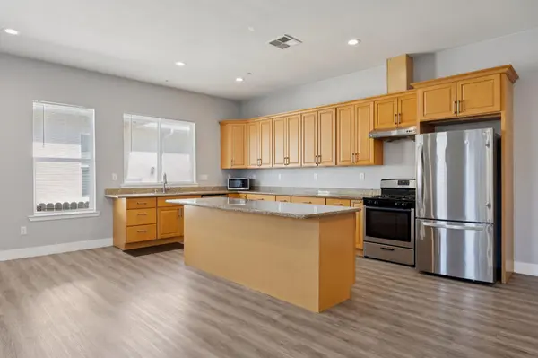 108 Redondo Dr #108-110, Pittsburg, CA 94565-5929