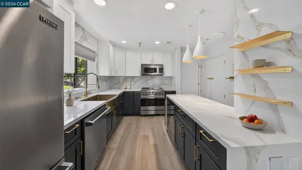 2578 Oak Road #215, Walnut Creek, CA 94597