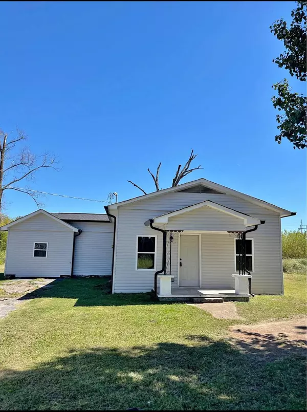 1260 Eagle RD NE, Cleveland, TN 37323