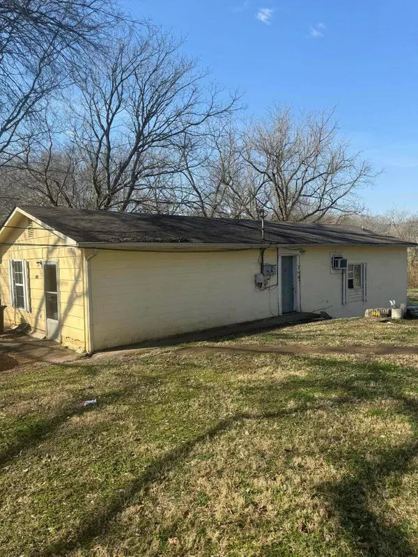 389 Market ST, Charleston, TN 37310