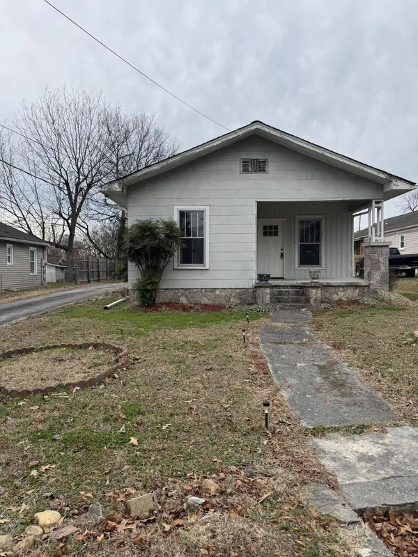 1708 Mcbrien RD, East Ridge, TN 37412