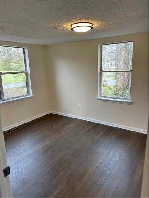 1380 Benton PIKE, Cleveland, TN 37311