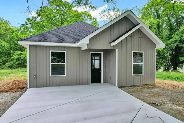 22 Ingleside AVE, Englewood, TN 37329