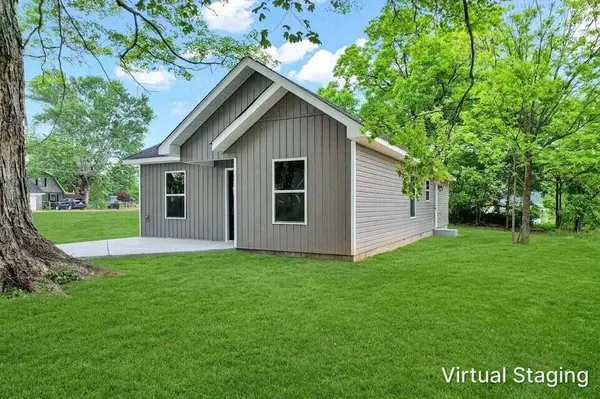 22 Ingleside AVE, Englewood, TN 37329