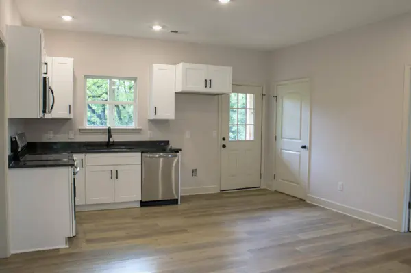 727 Walker AVE, Rossville, GA 30741