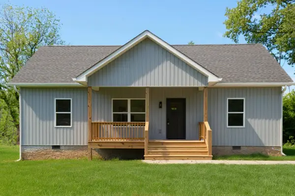 727 Walker AVE, Rossville, GA 30741