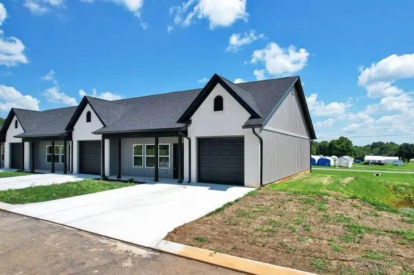 1090 Congress Pkwy N, Athens, TN 37303