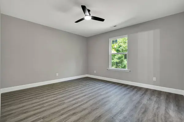1012 Tunnel BLVD, Chattanooga, TN 37411
