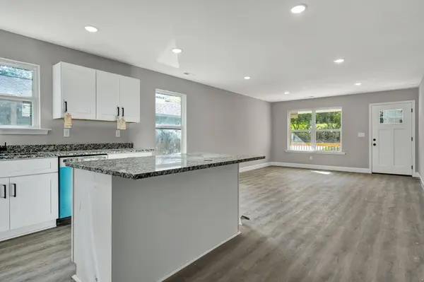 1012 Tunnel BLVD, Chattanooga, TN 37411
