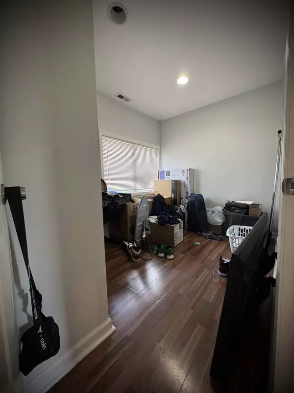 8513 S Sangamon ST, Chicago, IL 60620