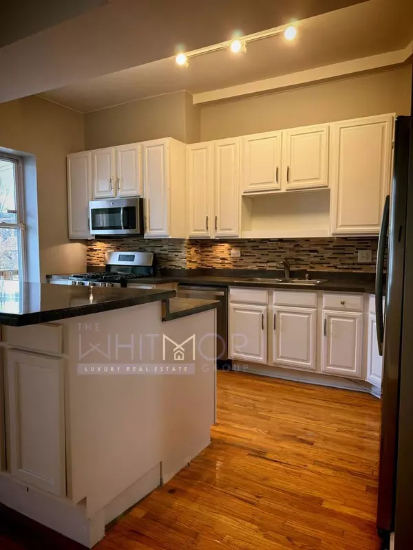 1108 E MARQUETTE RD #207, Chicago, IL 60637