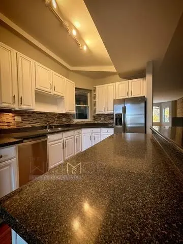 1108 E Marquette RD #207, Chicago, IL 60637