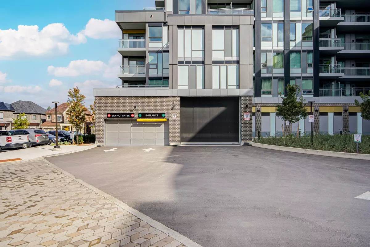 Ontario,,oakville #340