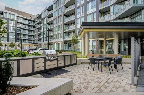 2501 Saw Whet BLVD Oakville #322, On L6m 5n2,