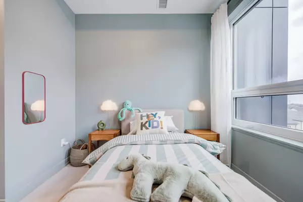 2501 saw whet blvd. #413, Oakville, canada