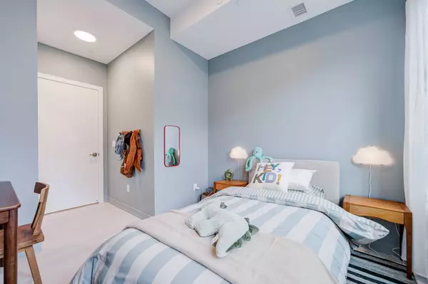 2501 saw whet blvd. #413, Oakville, canada