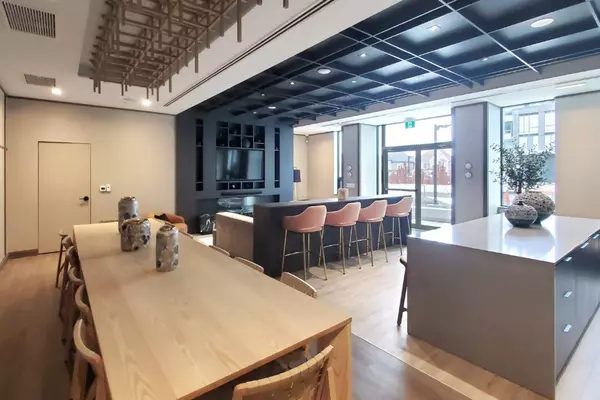 2501 Saw Whet BLVD Oakville #322, On L6m 5n2,