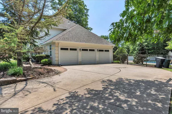 1400 ENDINGO AVE, Williamstown, NJ 08094