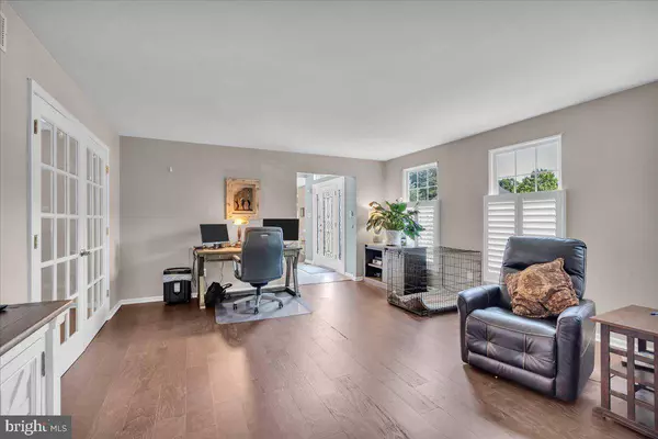 1400 ENDINGO AVE, Williamstown, NJ 08094