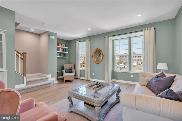 50 KELLY DR, Sicklerville, NJ 08081