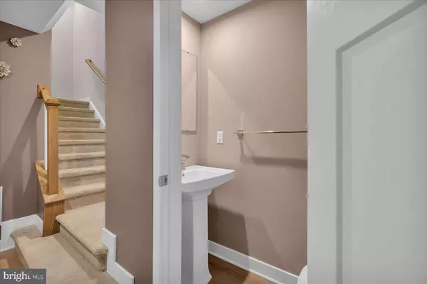 50 KELLY DR, Sicklerville, NJ 08081