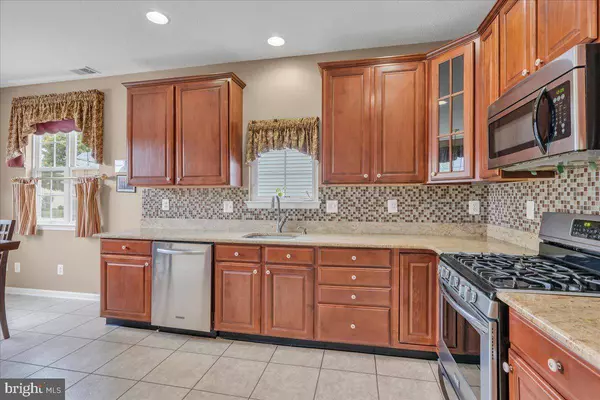 13 PLEASANT VALLEY DR, Sewell, NJ 08080