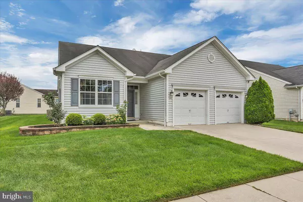 13 PLEASANT VALLEY DR, Sewell, NJ 08080